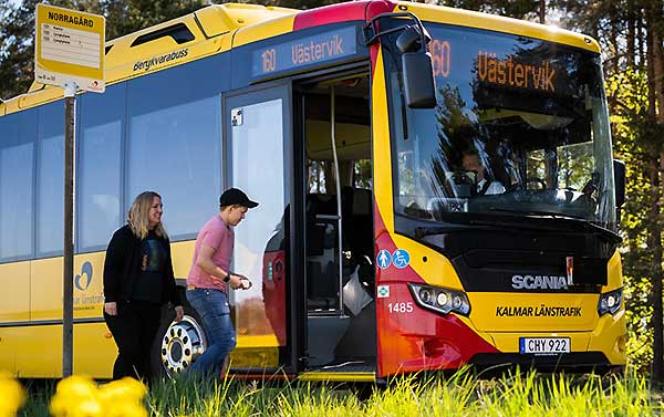 Busverkehr in Nybro – Einkaufsmöglichkeiten nahe Ferienhaus in Småland, Schweden