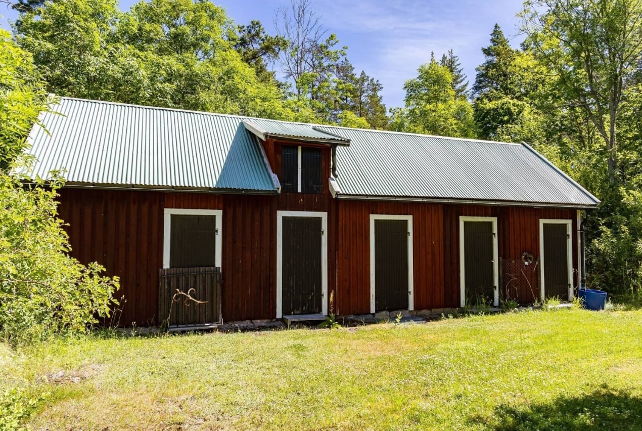 Garten Schwedenhaus Småland – Naturgrundstück Ferienhaus Schweden