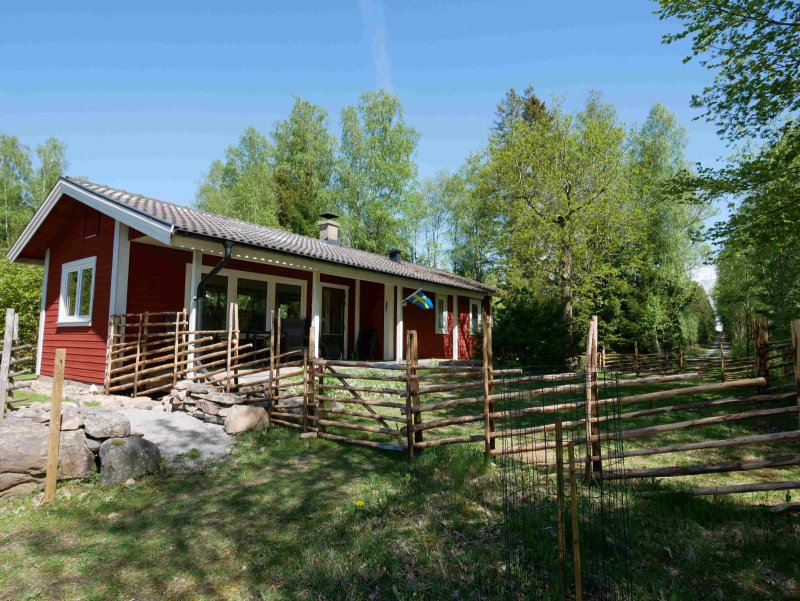 Ferienhaus Wohlfühlhaus Hubi mit eingezäuntem Grundstück — in Hallands län — WLAN / Internet